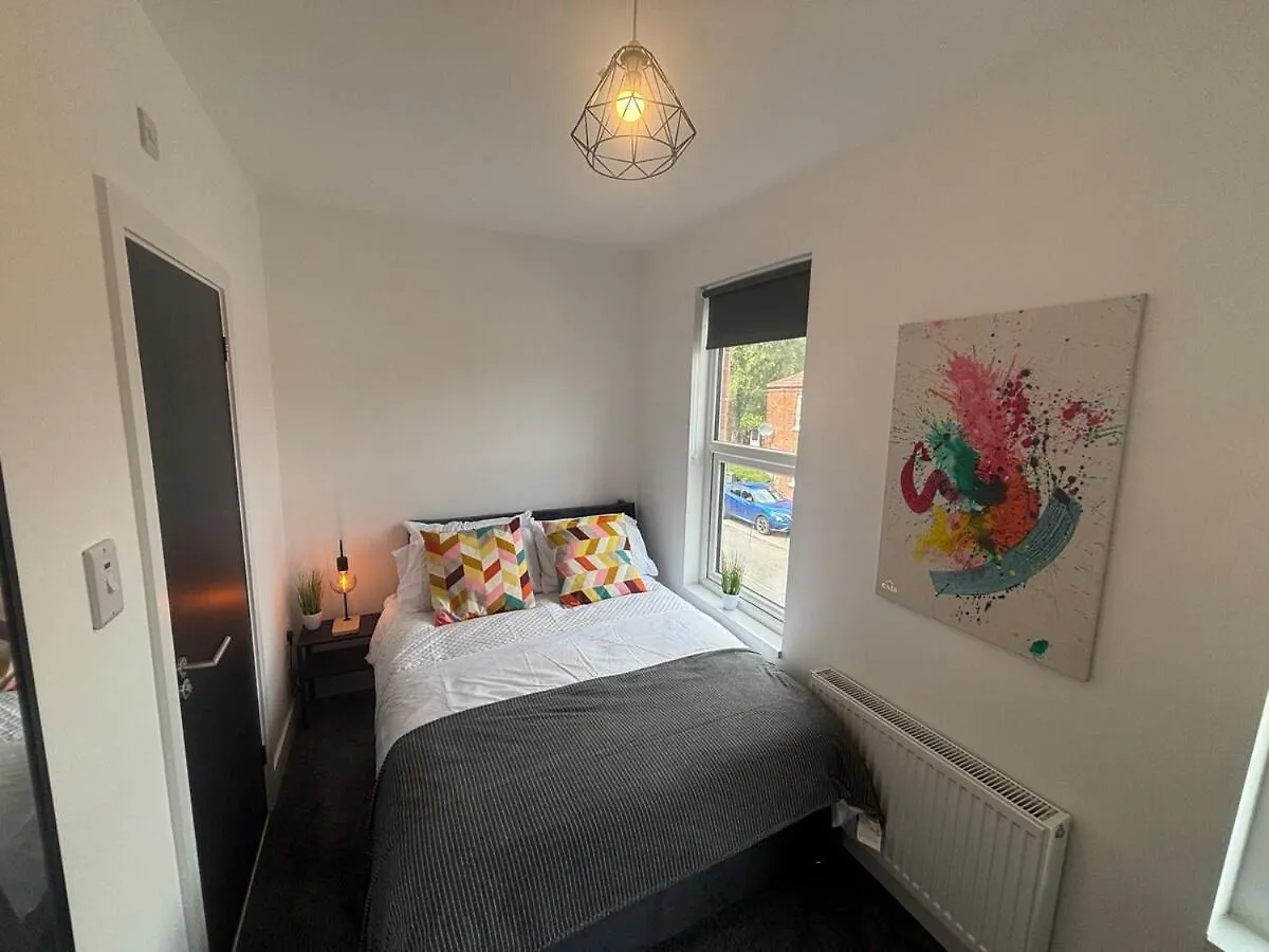Home From Home - Cityside 4 Bed بلفاست المملكة المتحدة